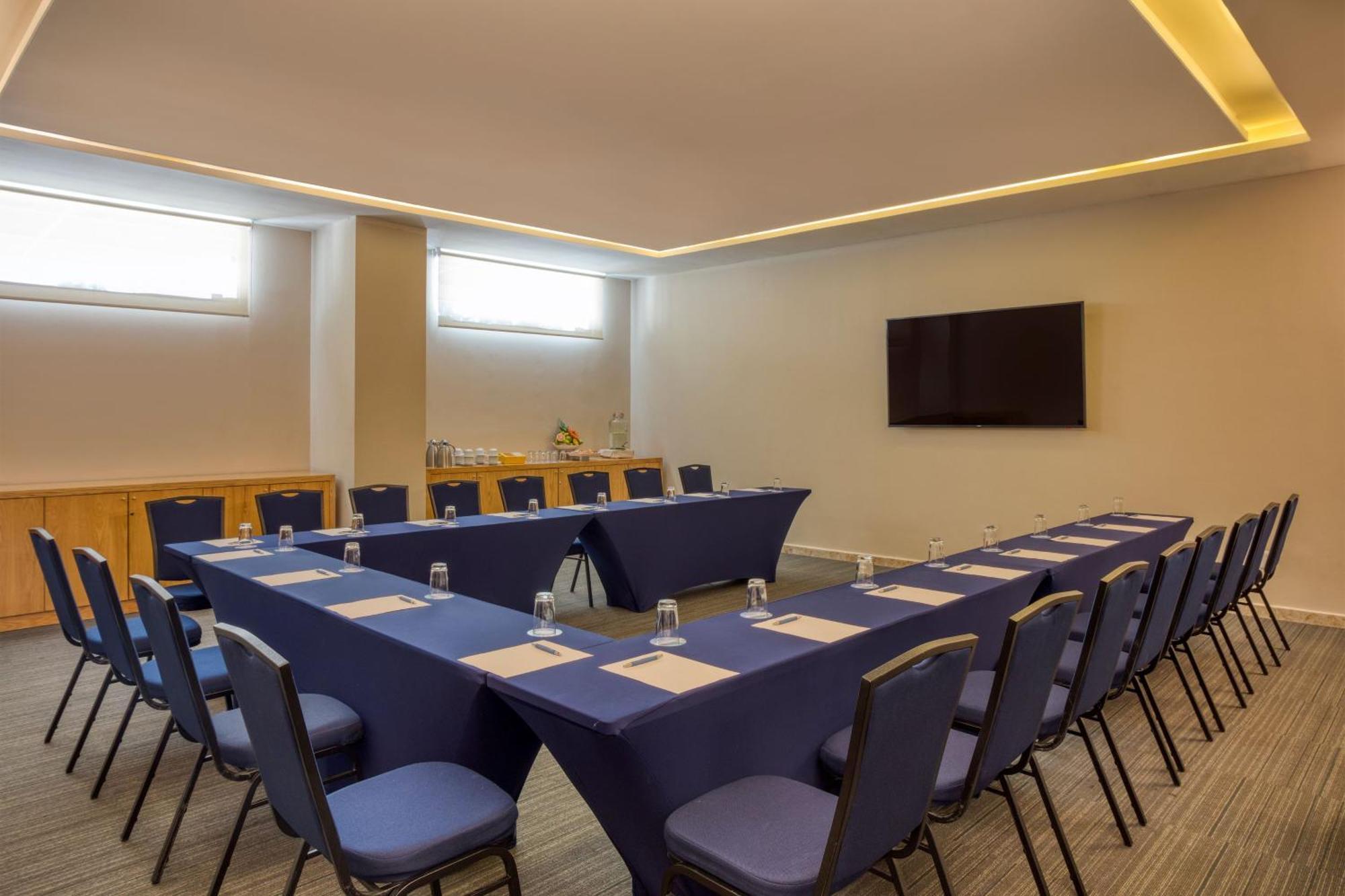 Four Points By Sheraton Cancun Centro Bagian luar foto