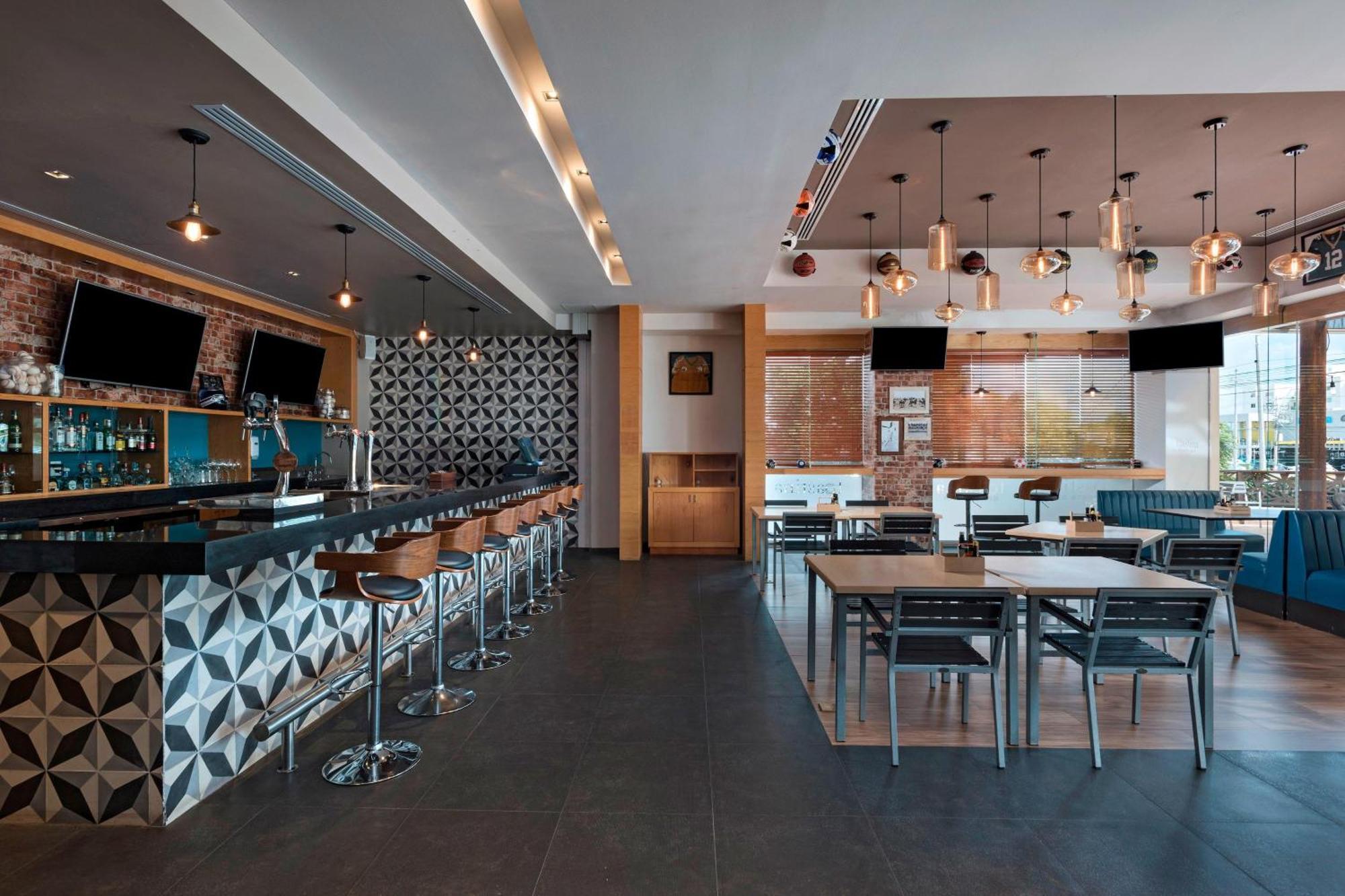 Four Points By Sheraton Cancun Centro Bagian luar foto